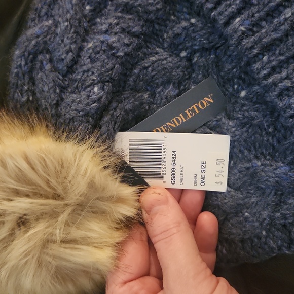 Pendleton Cable stocking cap - Picture 2 of 2